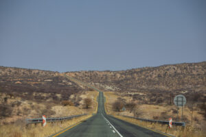 Route en direction d'Hoada campsite