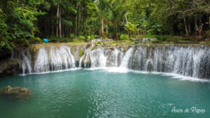 Chutes de Cambugahay à Siquijor en drone