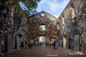 Eglise St Paul en ruines