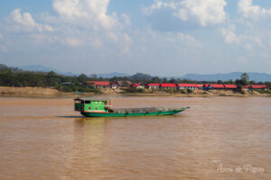 Bateau sur le mekong