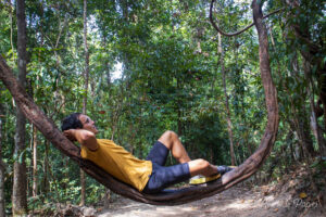 Esteban dans un arbre hamac
