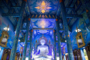 Intérieur temple bleu