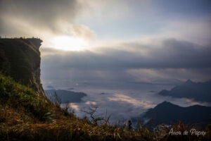 Soleil levé sur Phu Chi Fa